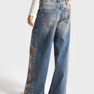 Stylish High Waisted Flared Jeans for Women Vintage Embroidered Wide Leg Denim Pants with Pockets and Floral Details